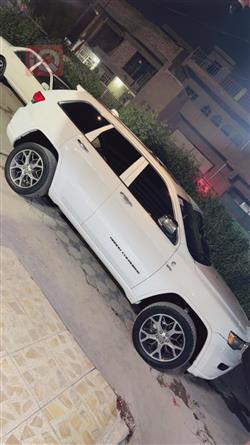 جيب جراند شيروكي